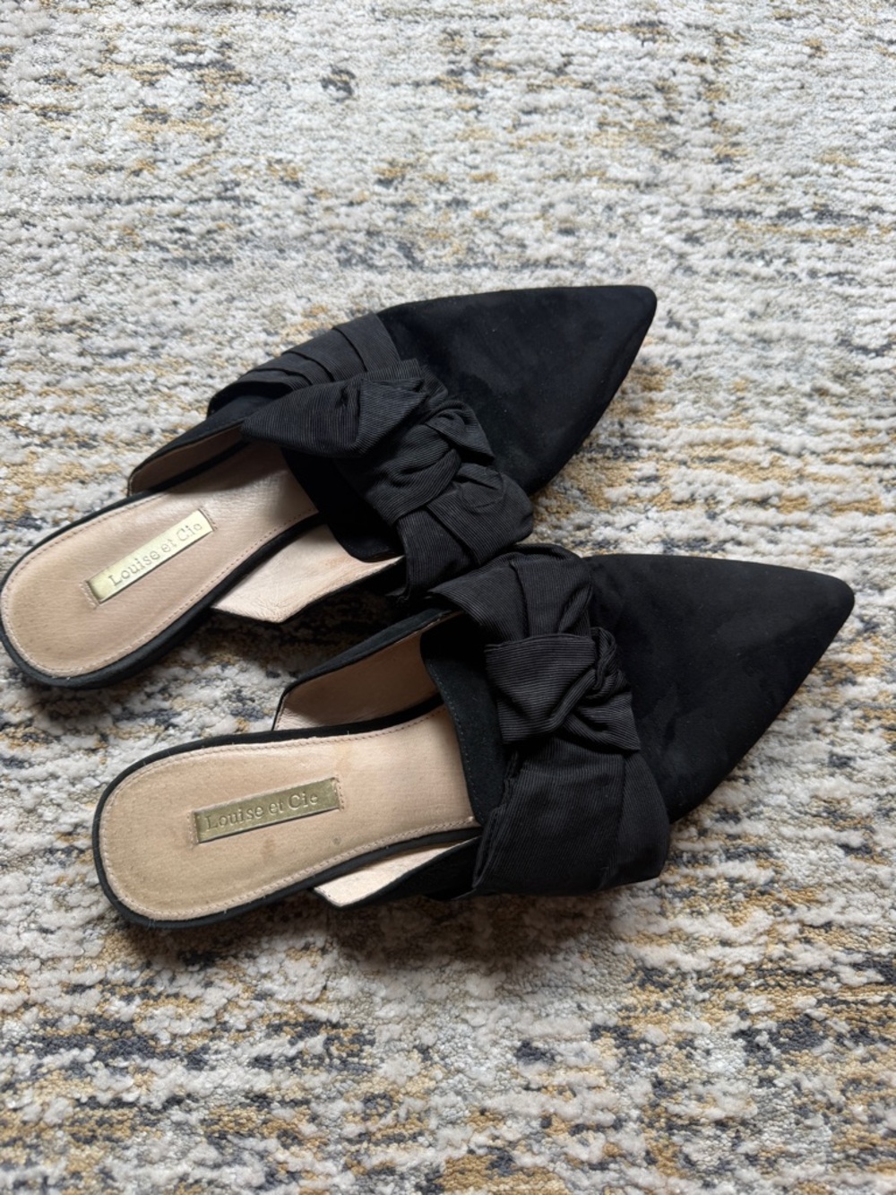 Louise et Cie Black Pointed Knot-Front Mules